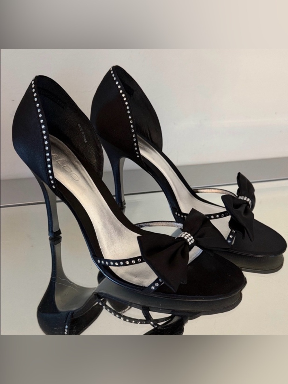 ALDO Black Satin Heels with Bow & Rhinestones Women’s size 10 (EU 41)